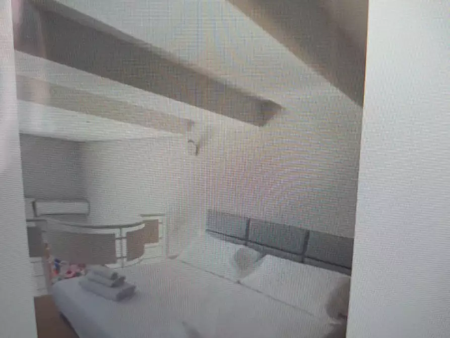 Immagine 10 di Appartamento in affitto  in Via Duomo 163 a Napoli