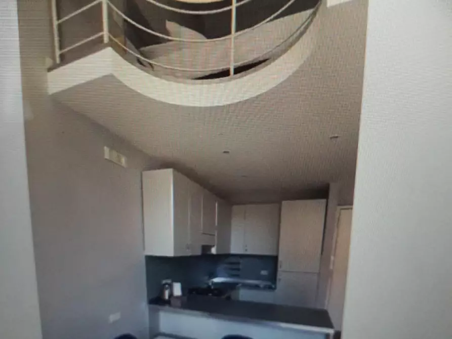 Immagine 16 di Appartamento in affitto  in Via Duomo 163 a Napoli