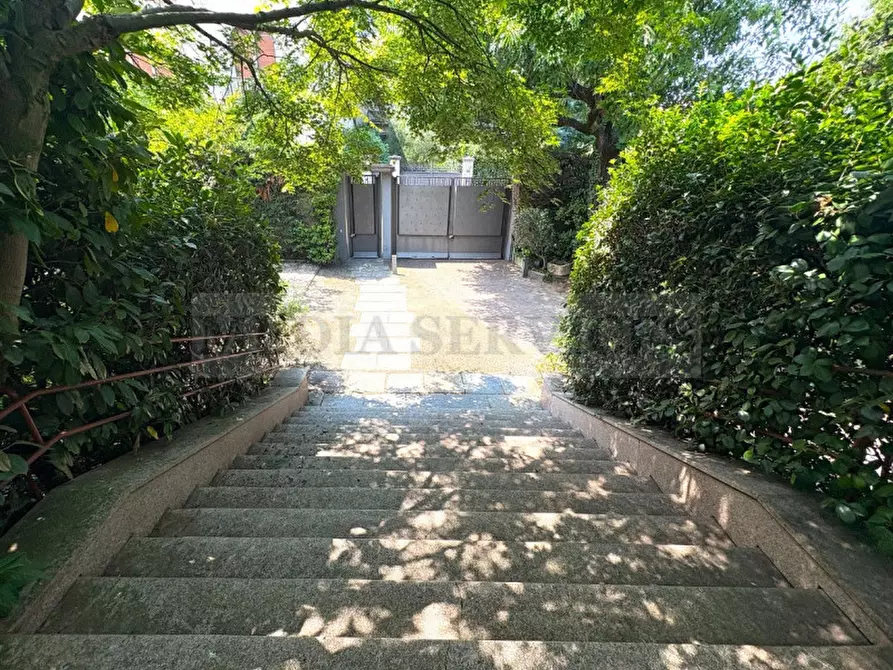 Immagine 42 di Villa in vendita  in via Roma n° 86 a Garlasco