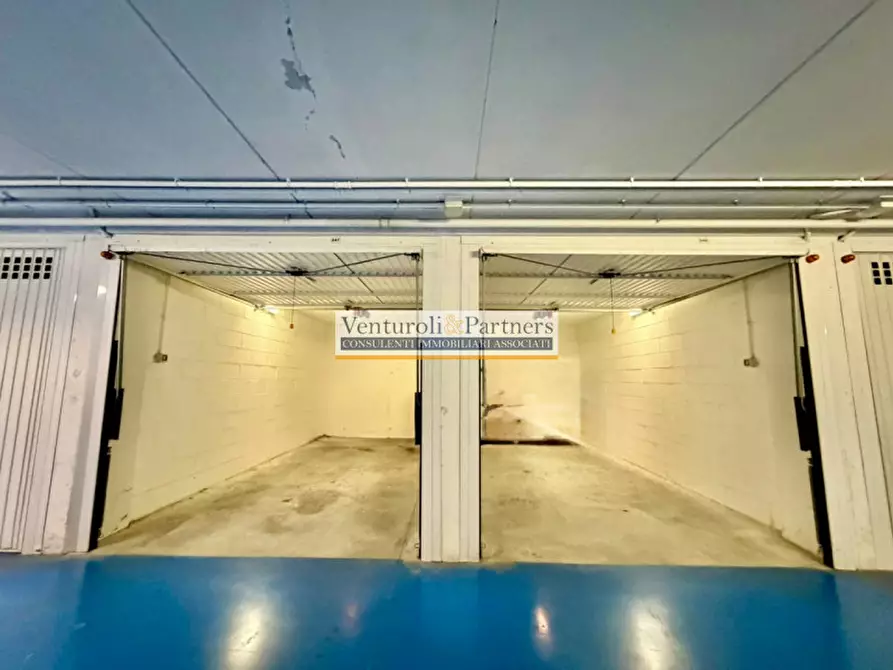 Immagine 26 di Appartamento in vendita  in Via Giuseppe Mazzini 1 a Padenghe Sul Garda