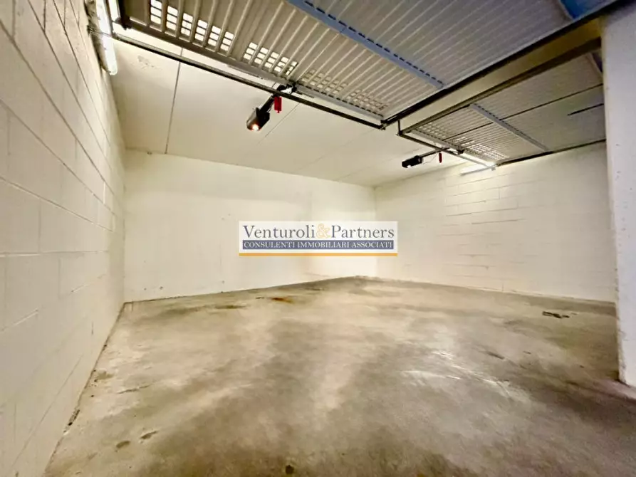 Immagine 28 di Appartamento in vendita  in Via Giuseppe Mazzini 1 a Padenghe Sul Garda