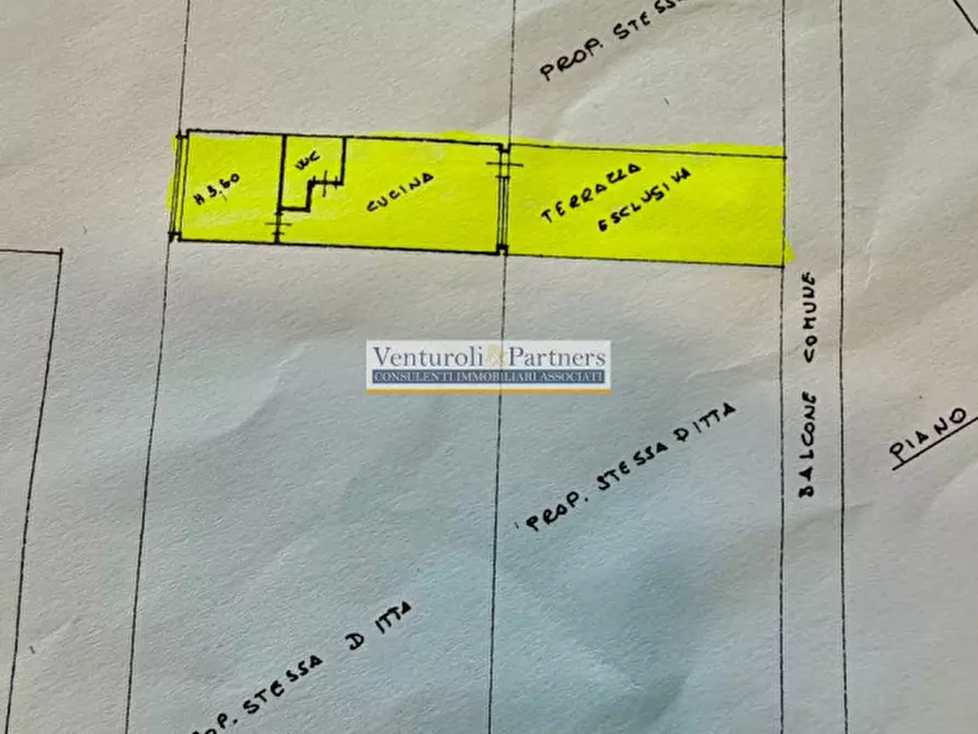 Immagine 29 di Appartamento in vendita  in Via Giuseppe Mazzini 1 a Padenghe Sul Garda