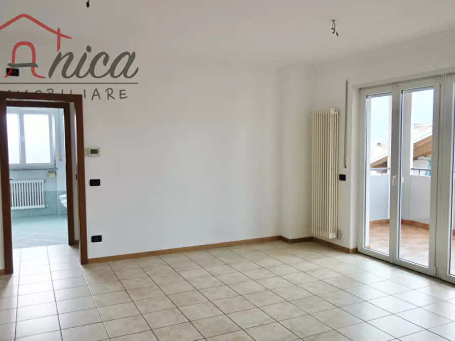 Immagine 1 di Appartamento in vendita  in Via delle Regole a Trento