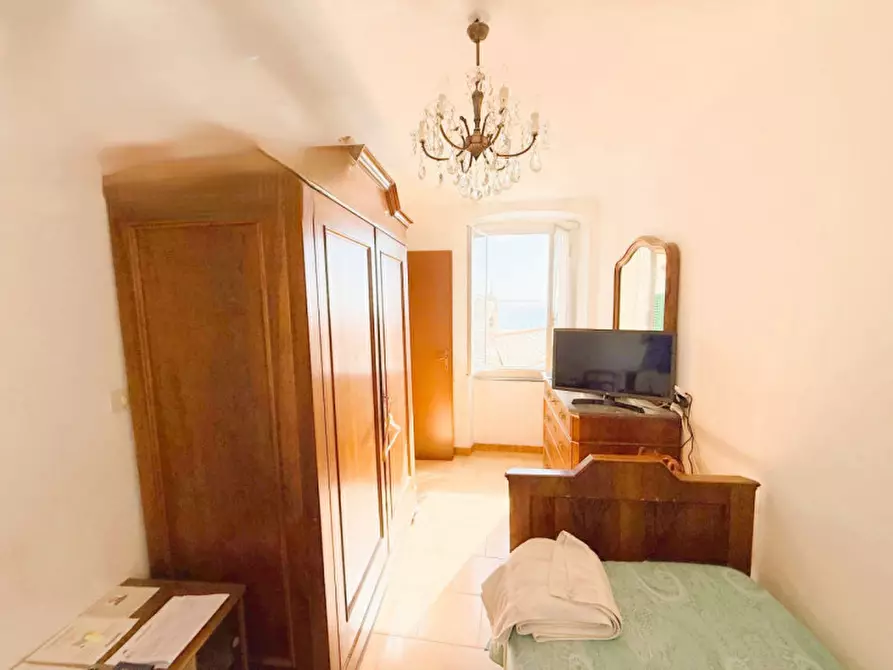 Immagine 8 di Appartamento in vendita  in Via della Repubblica a Camogli