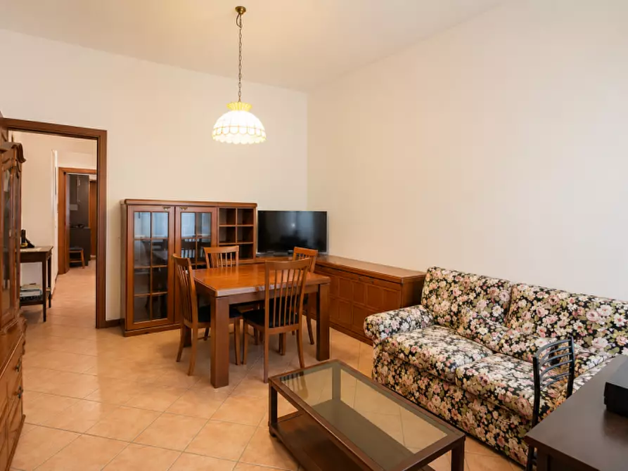 Immagine 10 di Appartamento in vendita  in Via Roma 27 a Macherio