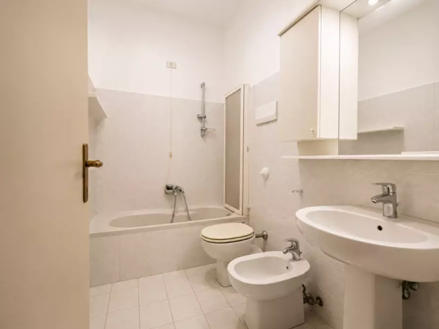 Immagine 14 di Appartamento in vendita  in Via Roma 27 a Macherio