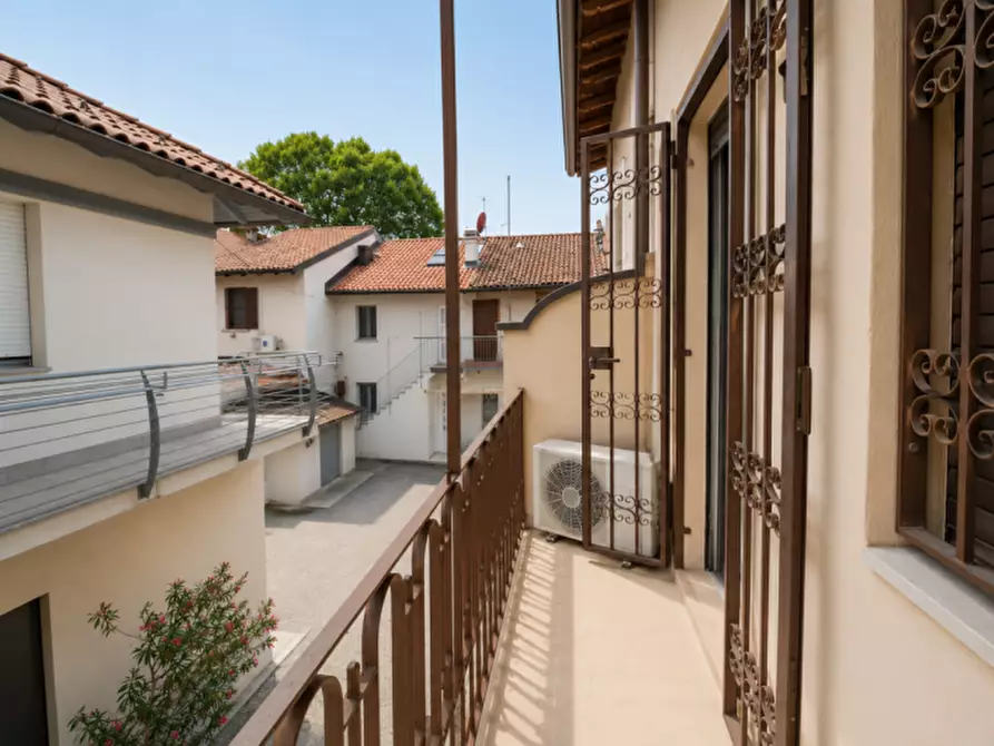 Immagine 22 di Appartamento in vendita  in Via Roma 27 a Macherio