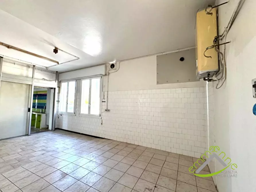 Immagine 5 di Negozio in affitto  in Via Provinciale Sud a Pianiga