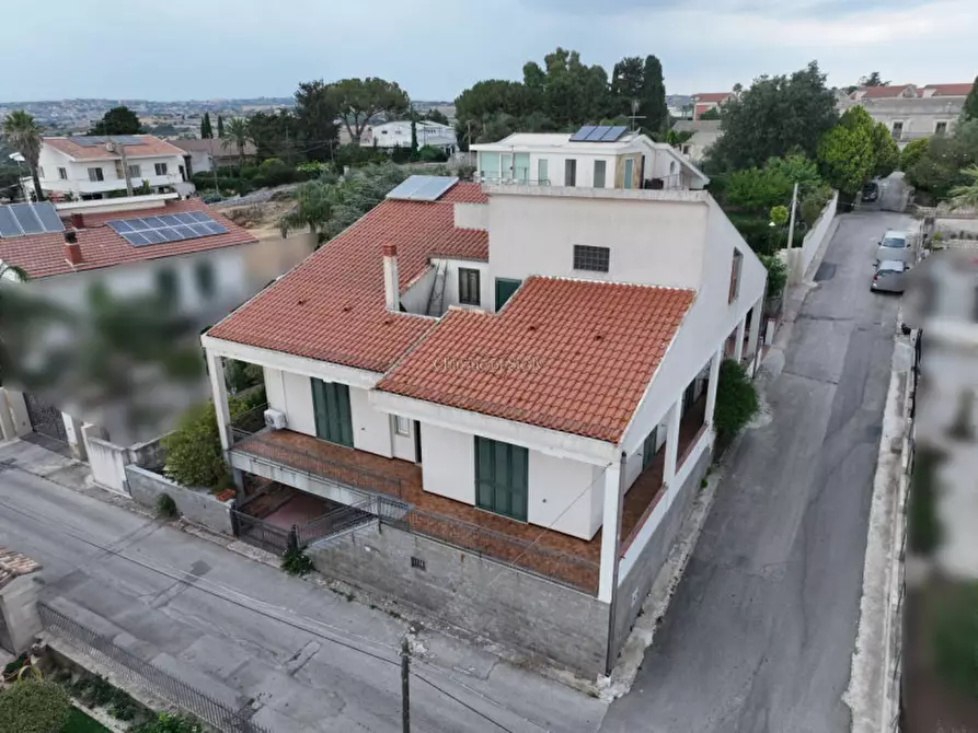 Immagine 3 di Casa indipendente in vendita  a Modica