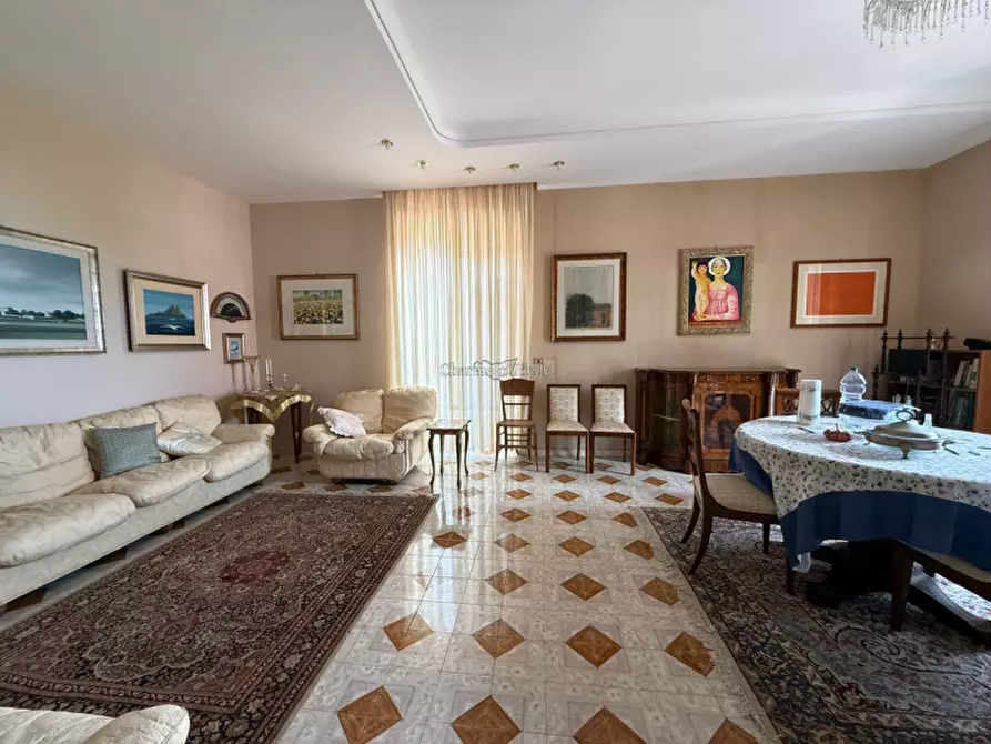 Immagine 6 di Casa indipendente in vendita  a Modica