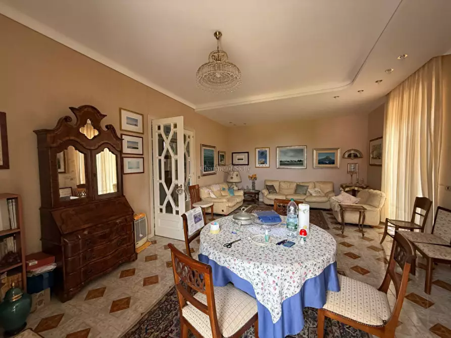 Immagine 10 di Casa indipendente in vendita  a Modica