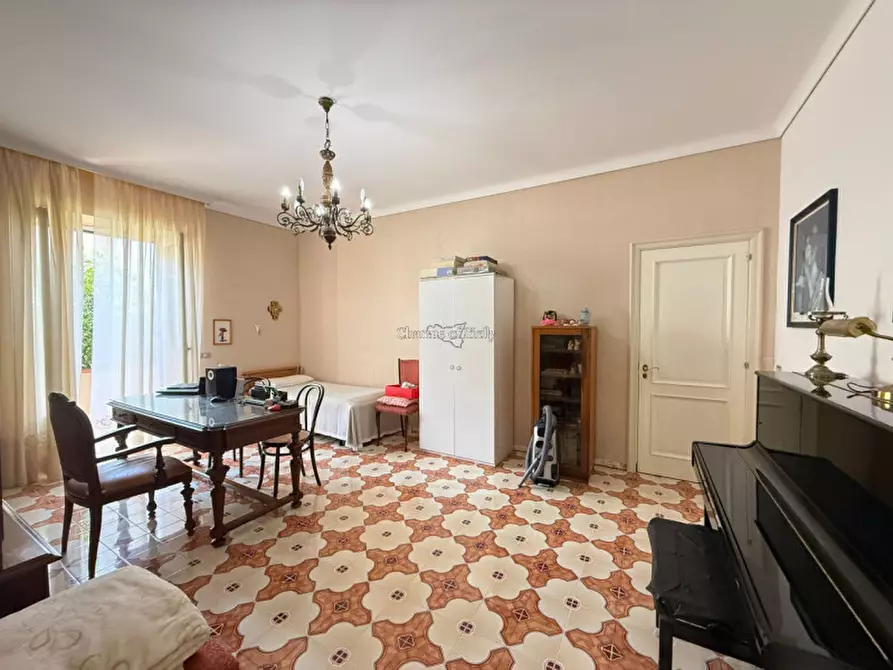 Immagine 11 di Casa indipendente in vendita  a Modica