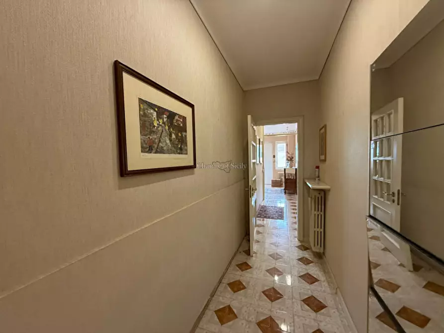 Immagine 13 di Casa indipendente in vendita  a Modica