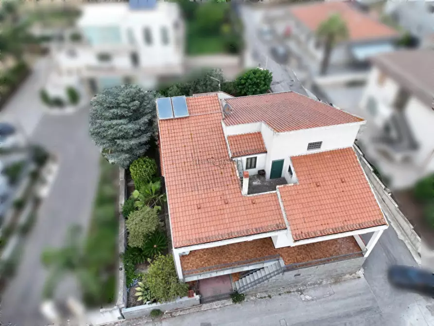 Immagine 15 di Casa indipendente in vendita  a Modica