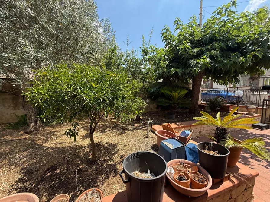 Immagine 20 di Casa indipendente in vendita  a Modica