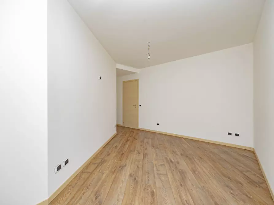 Immagine 23 di Appartamento in vendita  in Via Cesare Battisti 1 a Bergamo