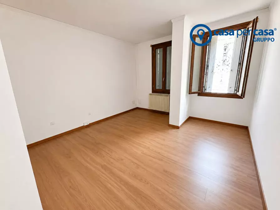 Immagine 5 di Ufficio in vendita  in Adria, Via Fratelli Cairoli a Adria
