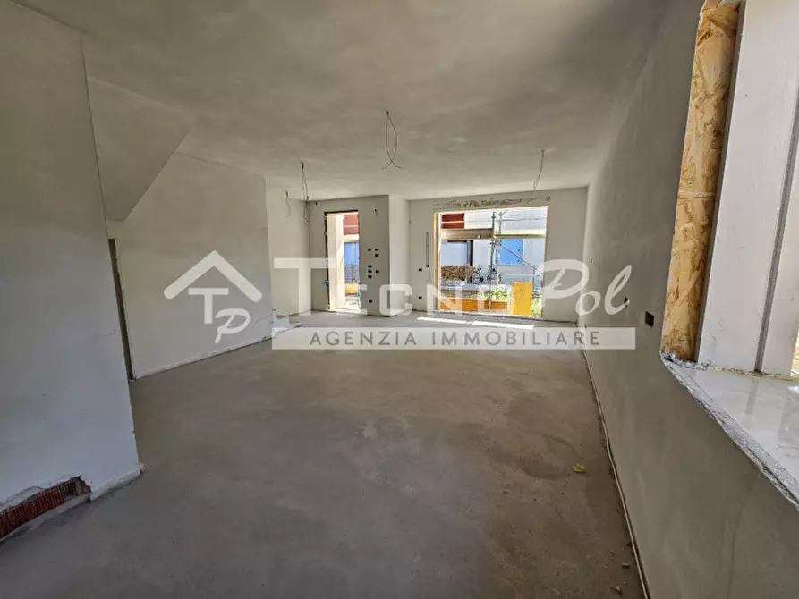 Immagine 4 di Casa trifamiliare in vendita  a Loreggia