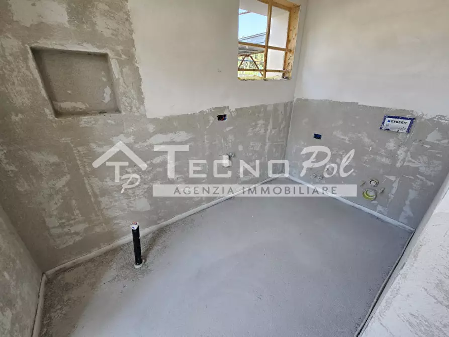 Immagine 5 di Casa trifamiliare in vendita  a Loreggia