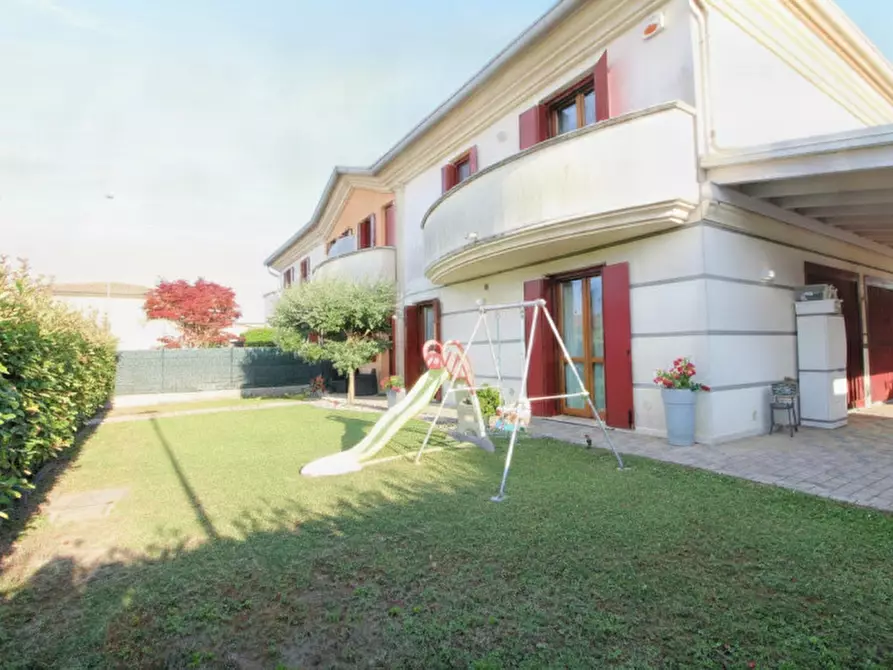 Immagine 2 di Casa quadrifamiliare in vendita  a Terrassa Padovana