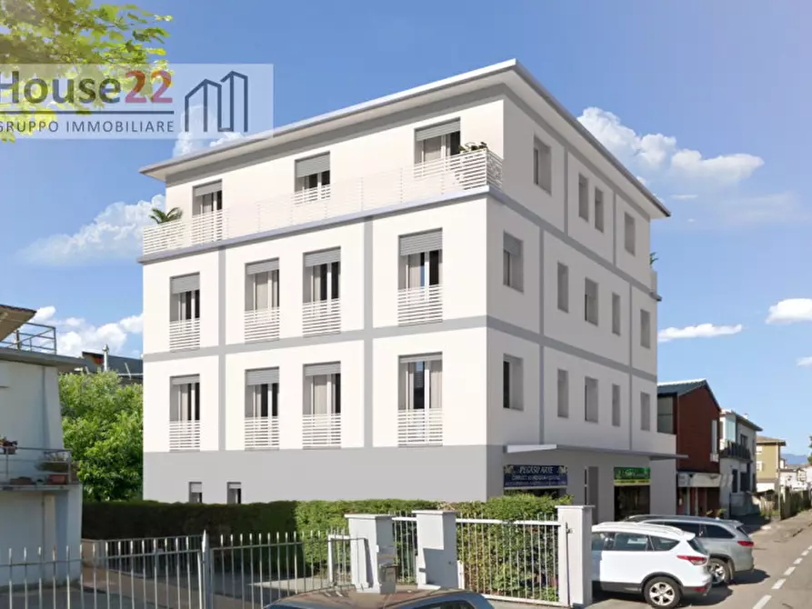 Immagine 9 di Palazzo in vendita  in Viale della Pace 274, Vicenza a Vicenza