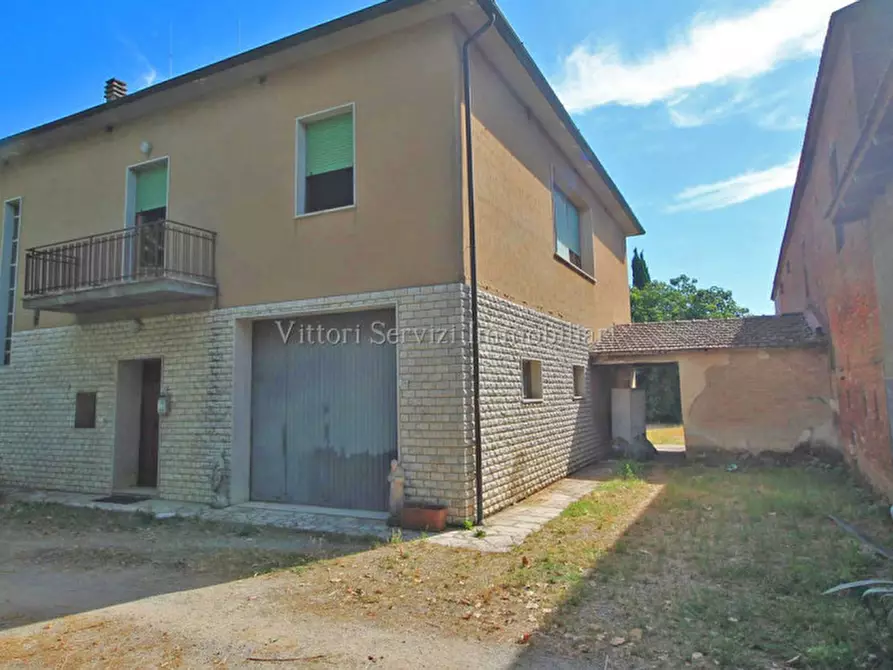 Immagine 1 di Casa bifamiliare in vendita  in via sciarti a Montepulciano