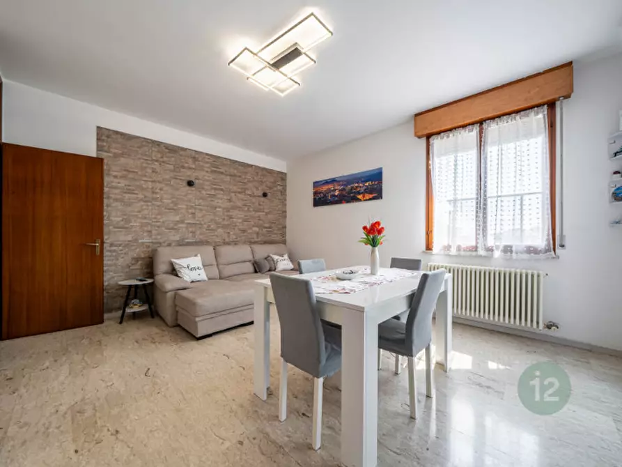 Immagine 2 di Appartamento in vendita  in Via Francesco Saverio Nitti 17 a Carpi