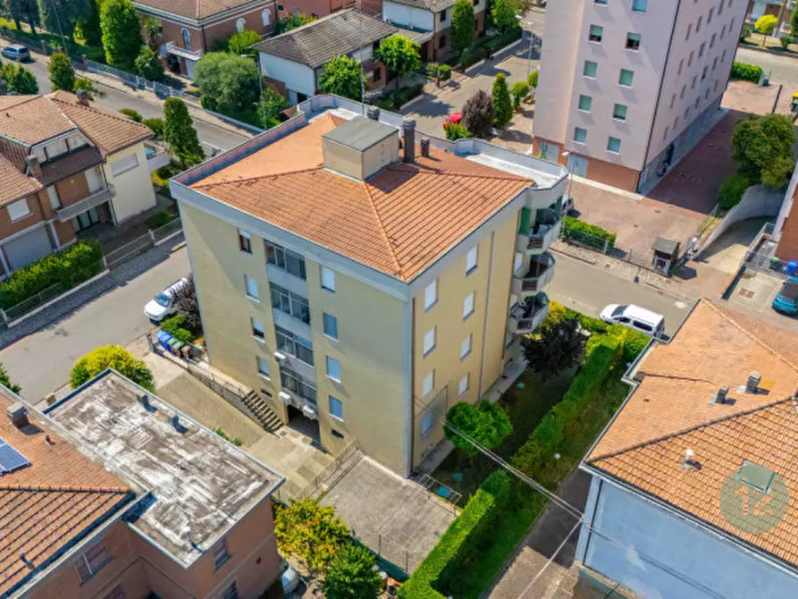 Immagine 25 di Appartamento in vendita  in Via Francesco Saverio Nitti 17 a Carpi