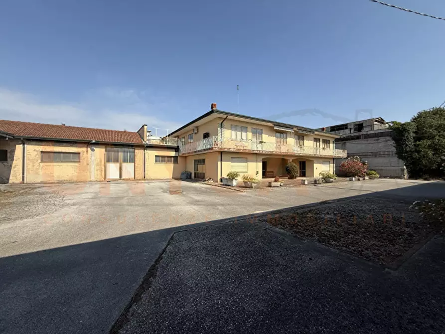 Immagine 1 di Capannone industriale in vendita  in Via della Provvidenza a Rubano