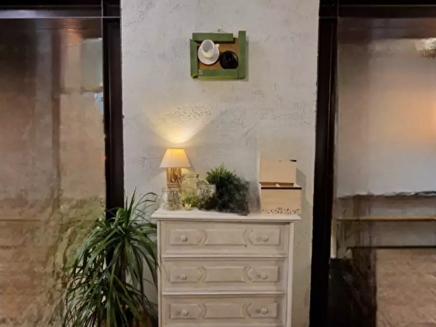 Immagine 2 di Appartamento in vendita  in Via Canonico Lugaresi a Cesena