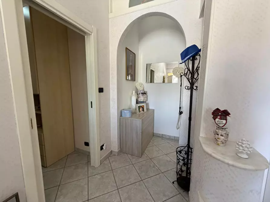 Immagine 11 di Villa in vendita  in Via Vitaliano Brancati 51 a Melilli