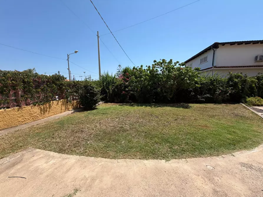 Immagine 53 di Villa in vendita  in Via Vitaliano Brancati 51 a Melilli
