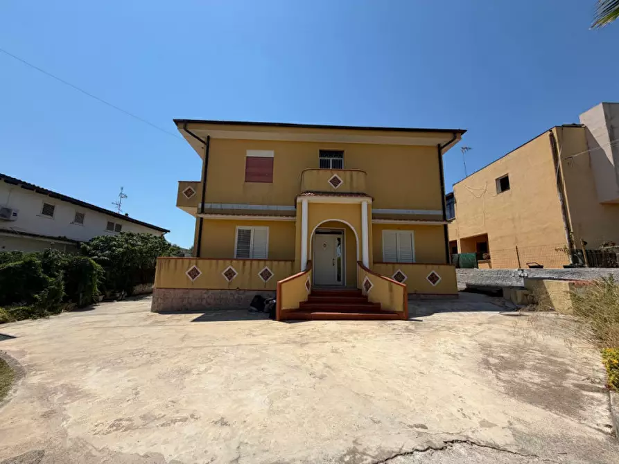 Immagine 55 di Villa in vendita  in Via Vitaliano Brancati 51 a Melilli