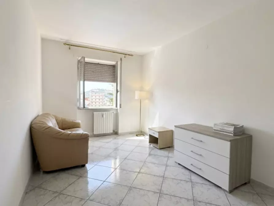 Immagine 15 di Appartamento in vendita  in Via Istria a Nuoro