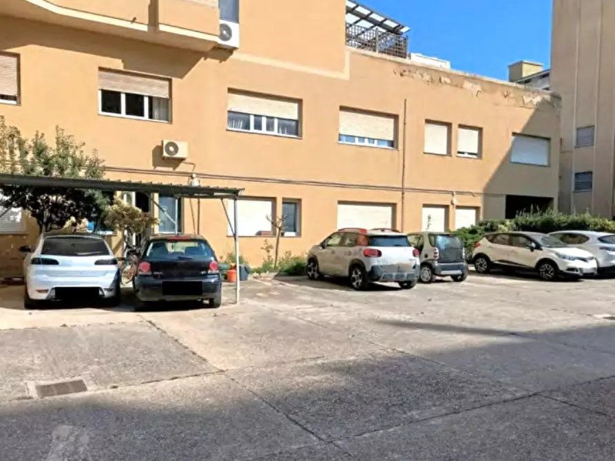 Immagine 9 di Ufficio in vendita  in Via Giovanni Canalis, 09170 Oristano OR, Italia a Oristano