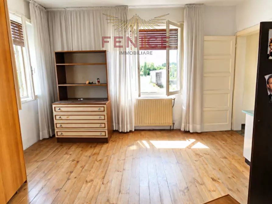 Immagine 6 di Casa indipendente in vendita  in Via Gazie 19 Montebelluna a Montebelluna