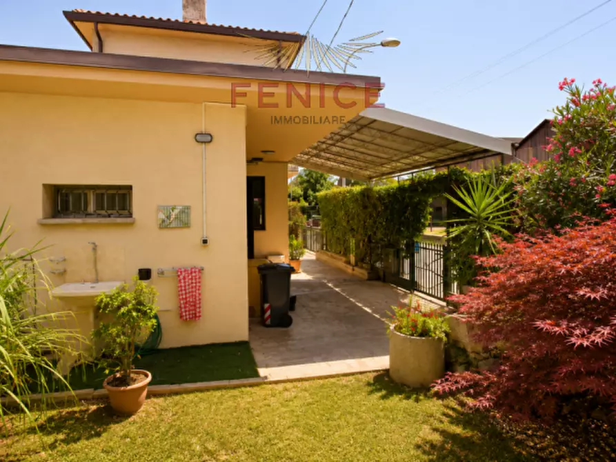 Immagine 14 di Casa indipendente in vendita  in Via Gazie 19 Montebelluna a Montebelluna