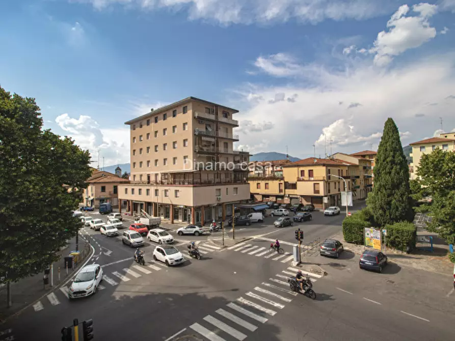 Immagine 15 di Appartamento in vendita  in Via Rubieri a Prato