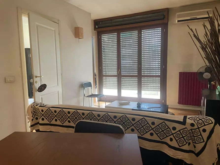 Immagine 11 di Appartamento in vendita  in Via Sempione 121 a Pero