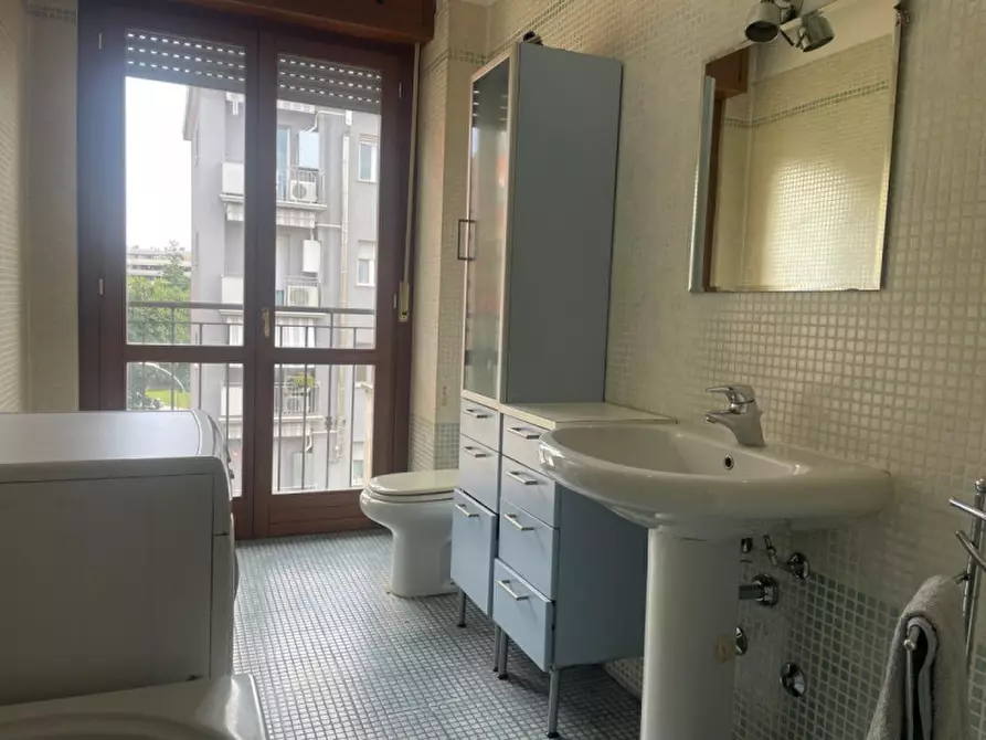 Immagine 19 di Appartamento in vendita  in Via Sempione 121 a Pero