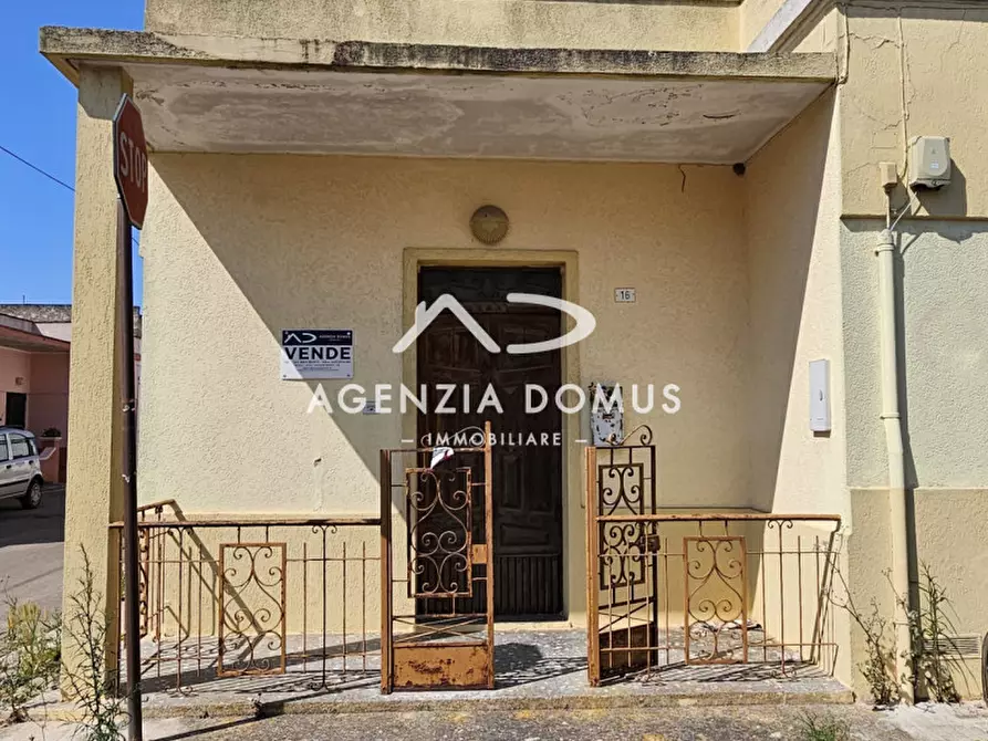 Immagine 3 di Casa indipendente in vendita  in via La Marmora a Racale