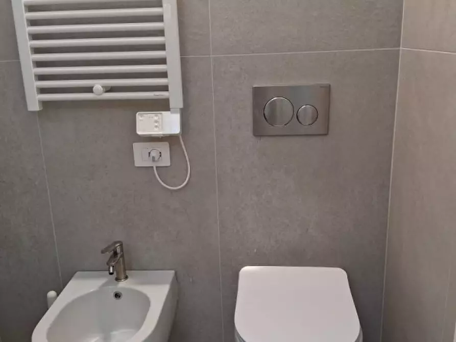 Immagine 5 di Appartamento in affitto  in VIA PAGANINI a Firenze