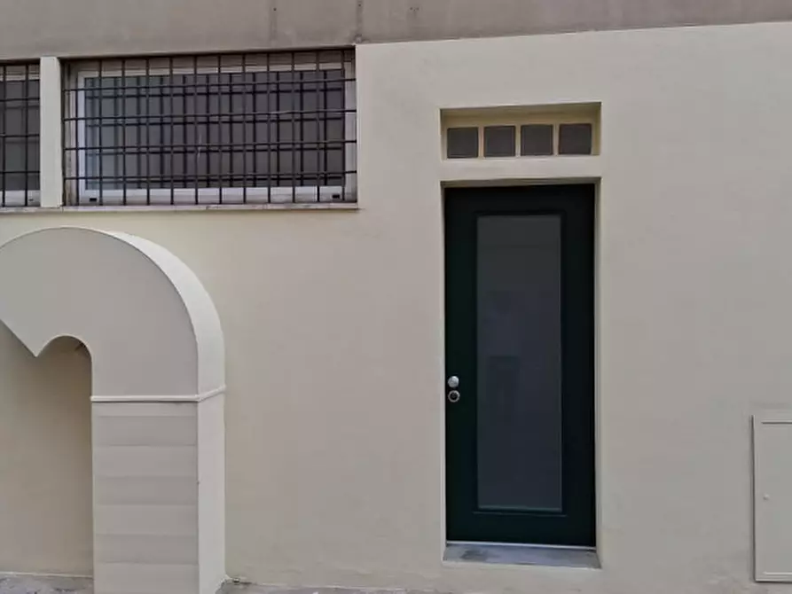 Immagine 18 di Appartamento in affitto  in VIA PAGANINI a Firenze