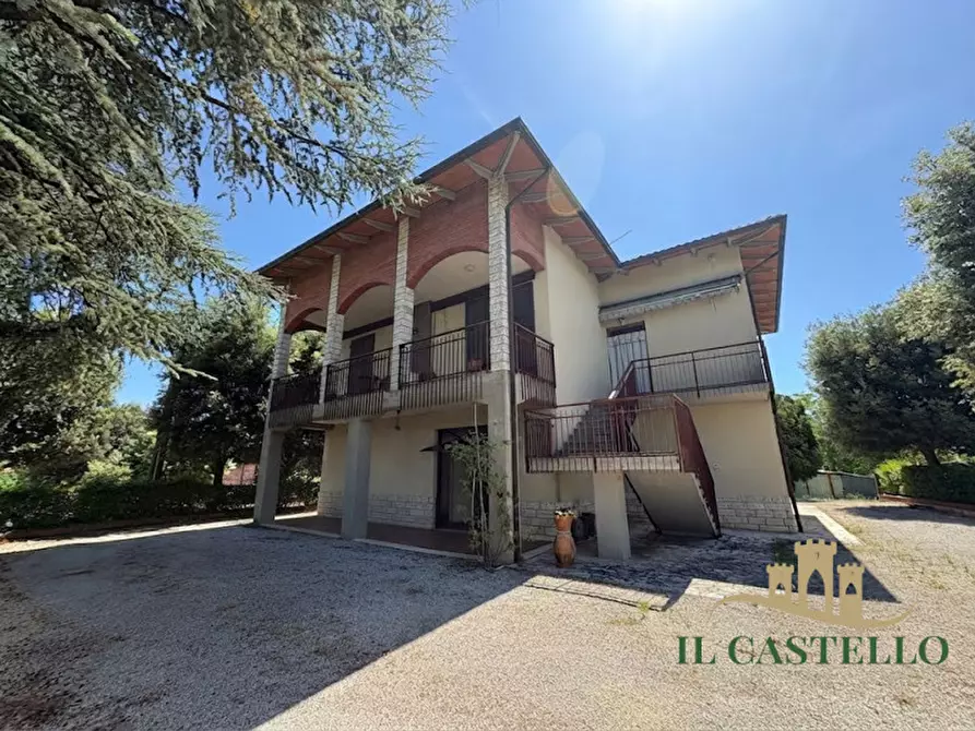 Immagine 1 di Casa indipendente in vendita  in bonazzoli a Castiglione Del Lago