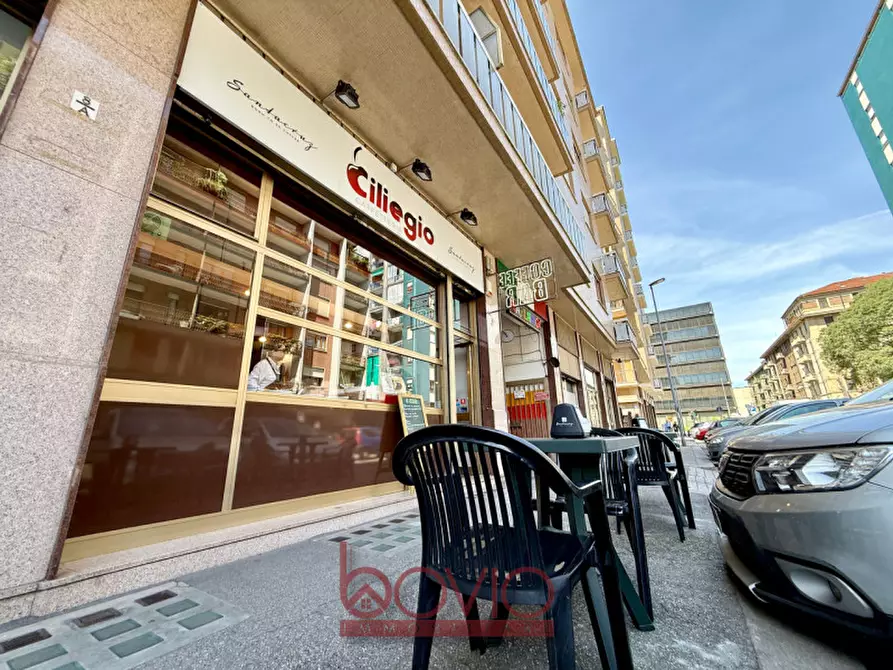 Immagine 1 di Attività commerciale in vendita  in Via Augusto Abegg 6 a Torino