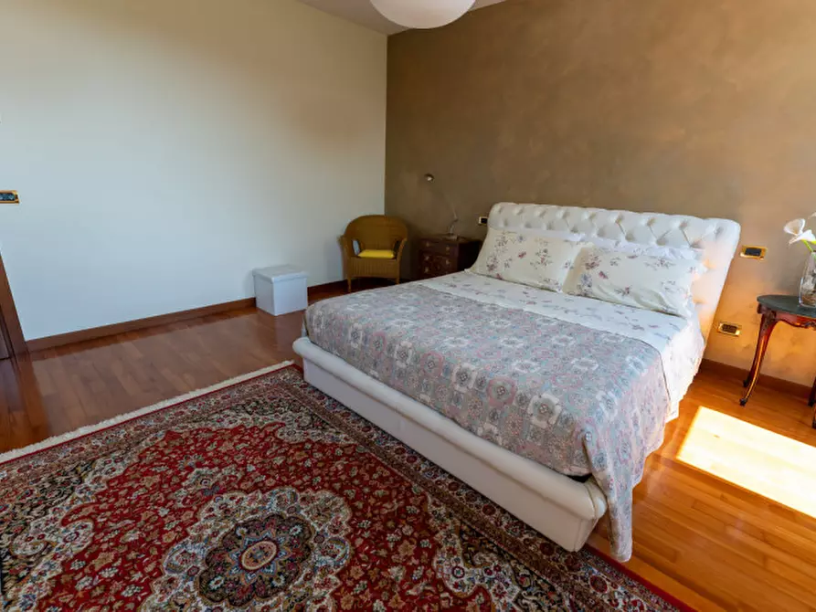 Immagine 22 di Villa in vendita  a Campolongo Maggiore