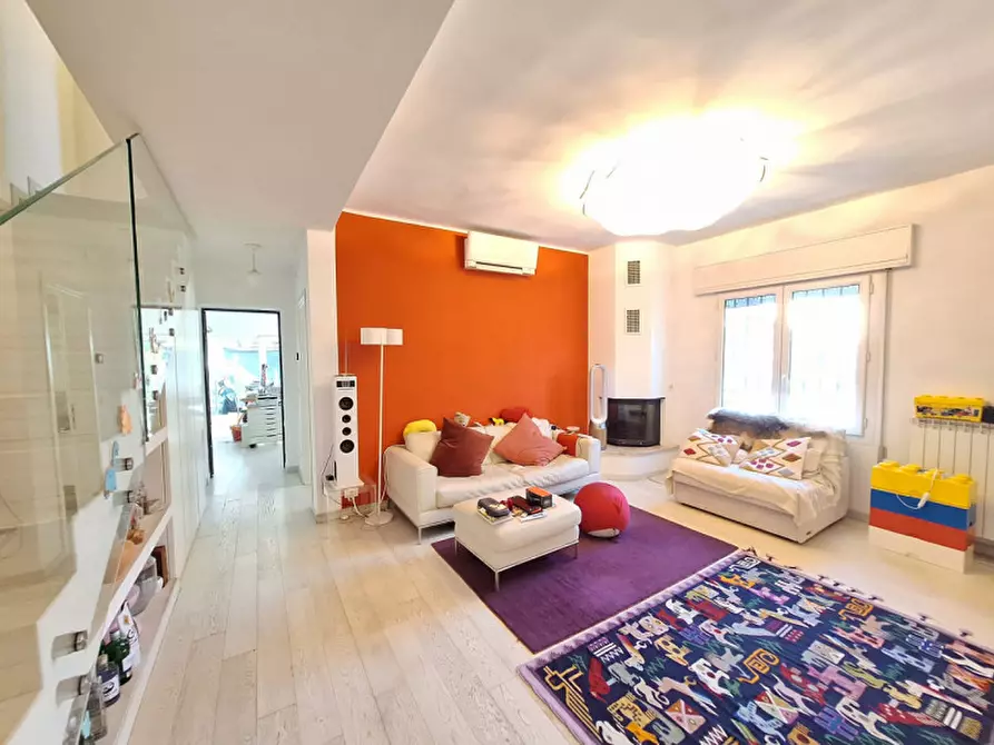 Immagine 3 di Casa bifamiliare in vendita  in Via Pietro Mascagni a Rovigo