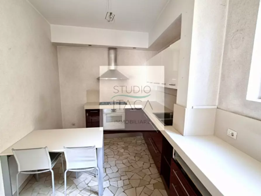 Immagine 8 di Appartamento in vendita  in via Giotto a Padova