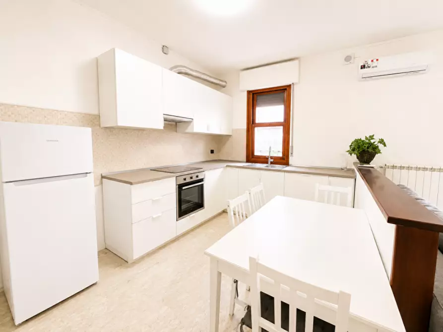 Immagine 3 di Appartamento in affitto  in Via Soave a Padova
