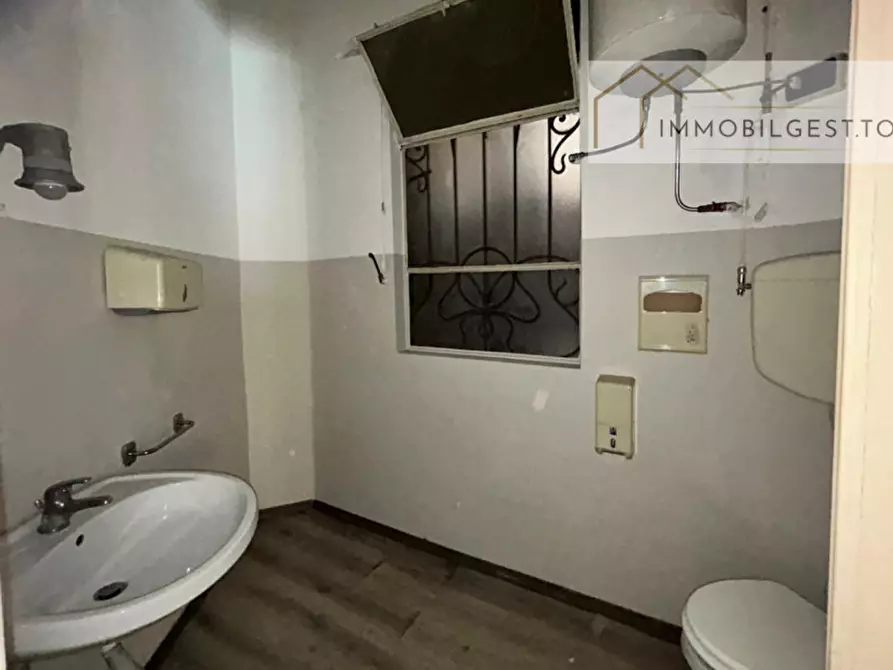 Immagine 16 di Appartamento in affitto  in Corso Sommelier 32 a Torino